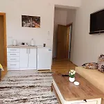 Helena Apartament