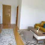 Helena Apartman